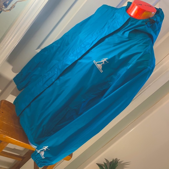 THE DAY HIKER RainCoat - Picture 5 of 12